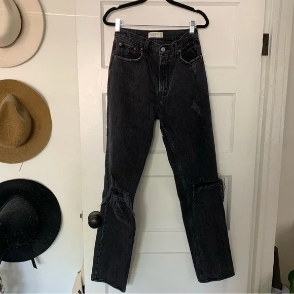 A&F 90’s Straight Ultra High Rise - Picture 5 of 7